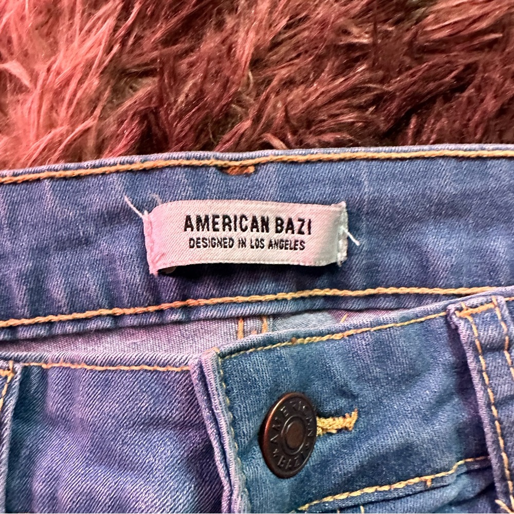 Womens light blue jeans